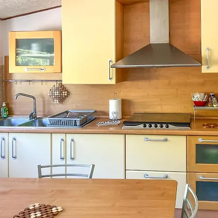 Stunning In With Wifi Apartament